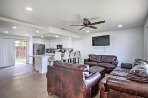 Central Bakersfield Townhome with Private Patio